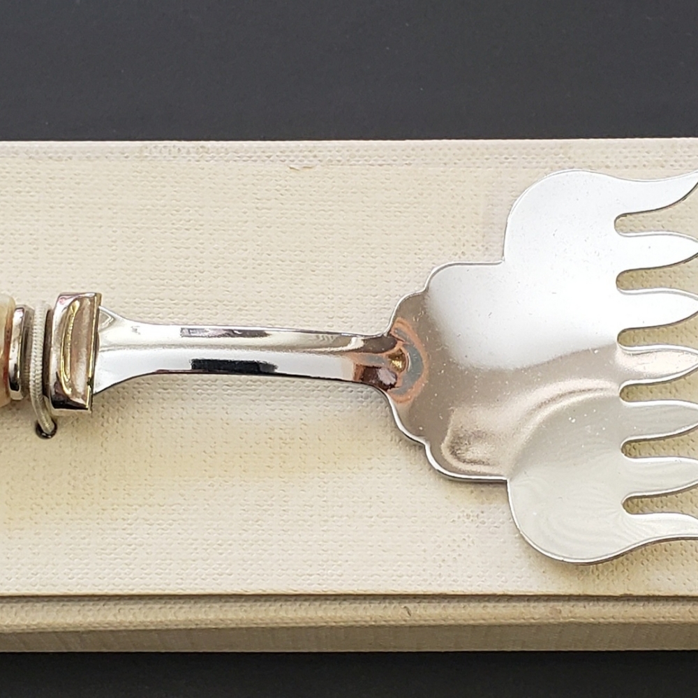 Vintage Sheffield Piccadilly meat fork